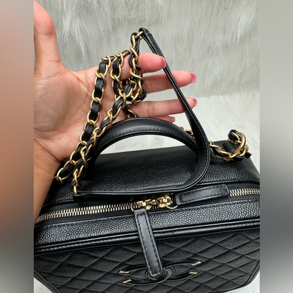 #2560OA MD Black Chanel Filigree Vanity Case - Picture 7 of 13